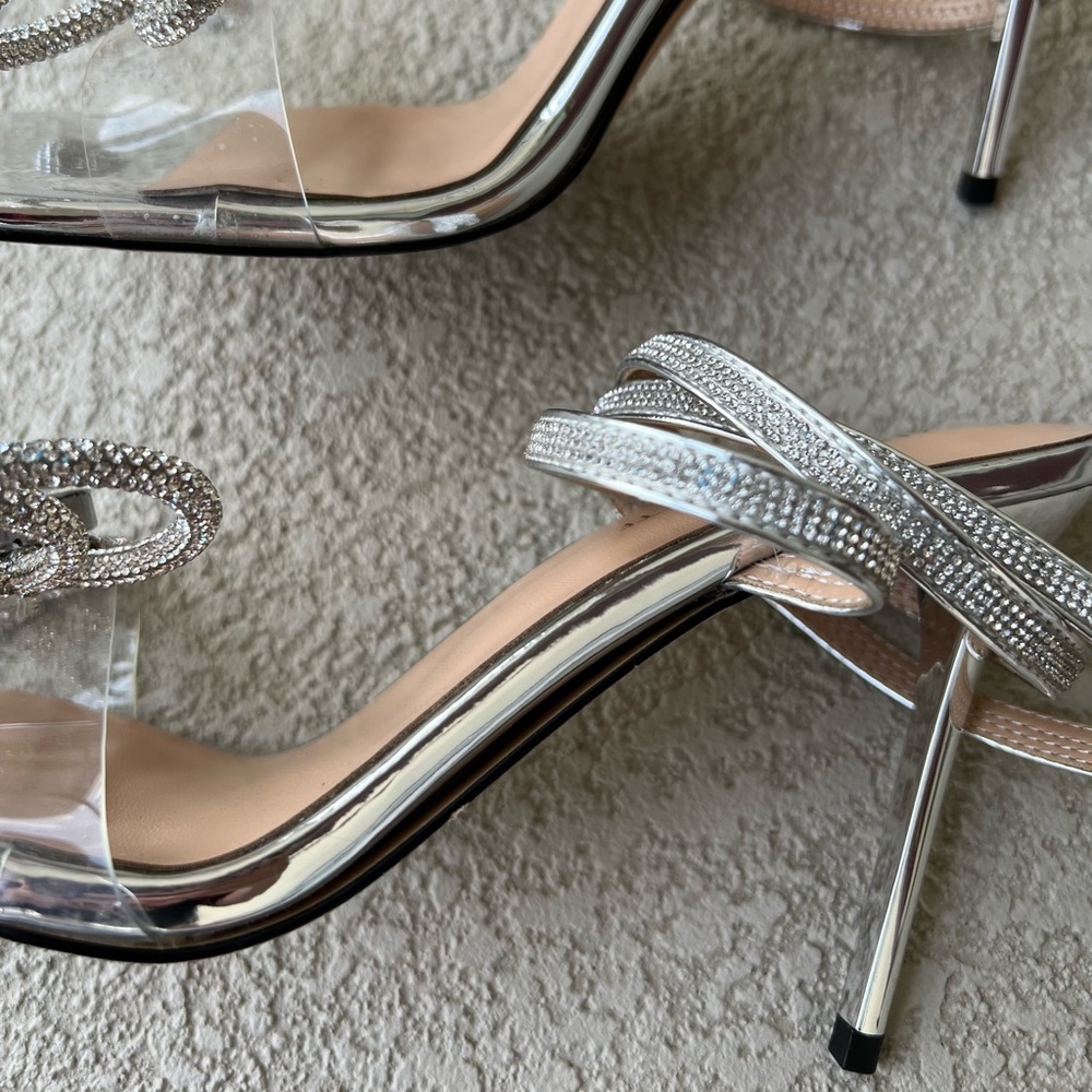 Cult of Coquette Elizabeth silver double bow heels size 8.5 - Picture 8 of 12